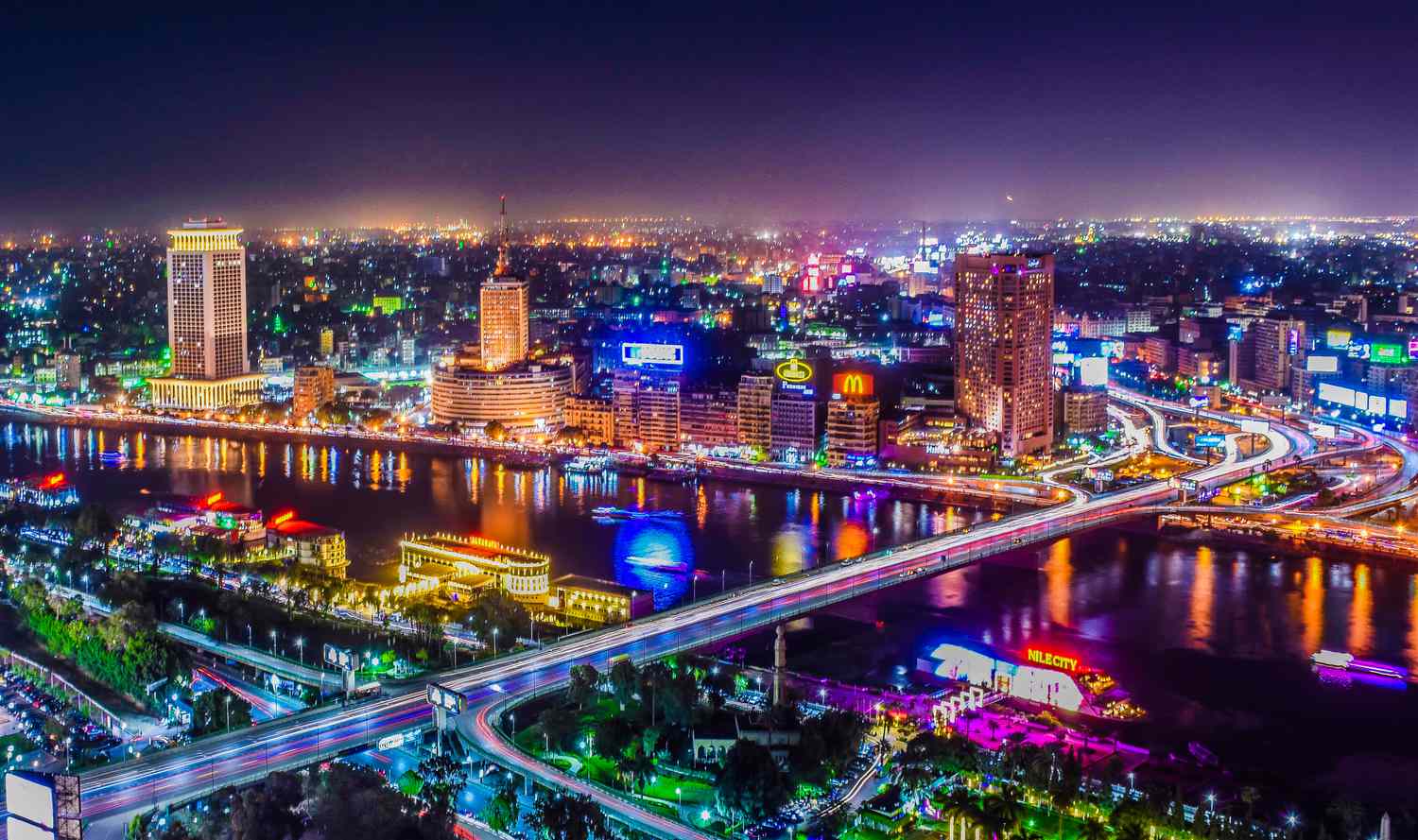 Exploring the Vibrant Entertainment and Night Life in Cairo