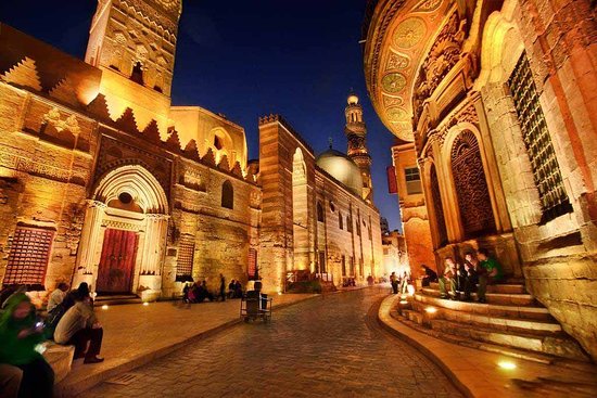 Exploring the Rich Heritage of Al Moez Ldin Allah Al Fatmi in Old Cairo