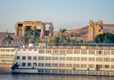 Sailing Through History: Visiting Ancient Temples on a Nile Cruise